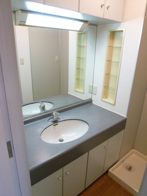 【洗面所】 | ヴェナビスタ三原 | 同物件の別のお部屋です