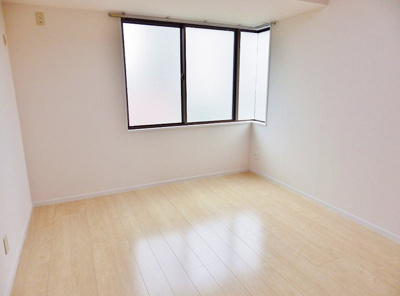 【居間・リビング】 | ヴェナビスタ三原 | 同物件の別のお部屋です