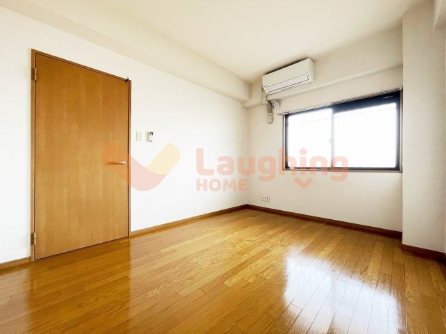 ステラコート弐番館の洋室|きれいな洋室です