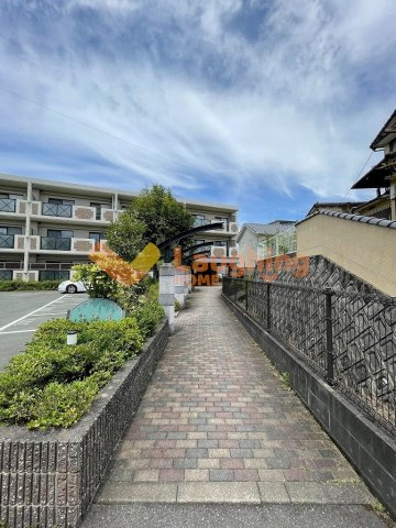 ステラコート弐番館のエントランス