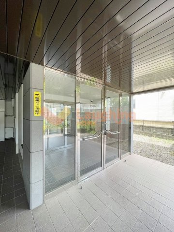 ステラコート弐番館のエントランス|落ち着いたエントランスです