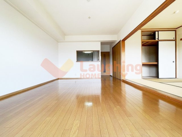 ステラコート弐番館の居間・リビング|ゆったり過ごせる居間です