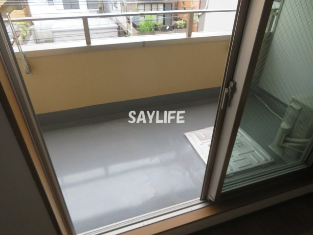 レクラン深江南のバルコニー