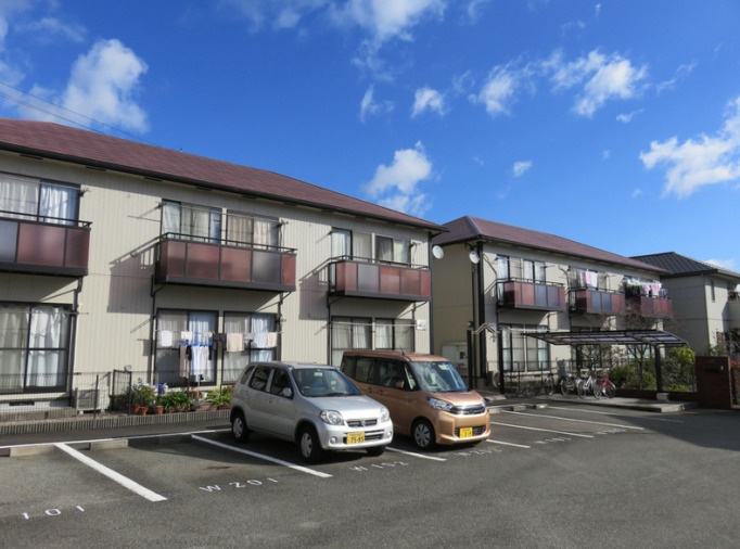 フラッツ東今宿の外観