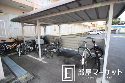 【周辺】 | ベルメゾン錦