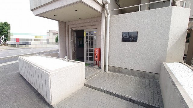寿ゞやマンション北外山のエントランス|エントランスです