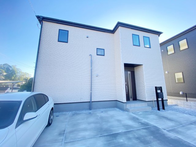 祝：成約済み　八王子市　上壱分方町　新築戸建て　１６期の外観|大規模分譲地内の新築戸建て。綺麗な道路とコミュニティの作りやすさもお勧めです。～仲介手数料無料☆八王子ひなた不動産～八王子市上壱分方町　新築戸建て