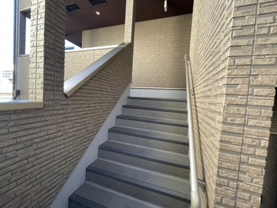 【エントランス】 | リブシャイン | 共用階段です