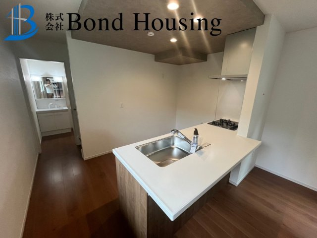 舞子駅徒歩10分　歌敷山全2棟　2号棟