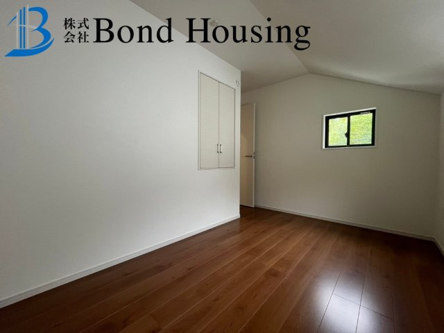 舞子駅徒歩10分　歌敷山全2棟　2号棟