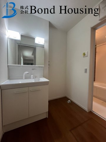 舞子駅徒歩10分　歌敷山全2棟　2号棟