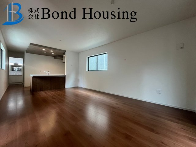 舞子駅徒歩10分　歌敷山全2棟　2号棟