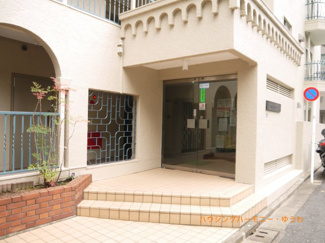 【エントランス】