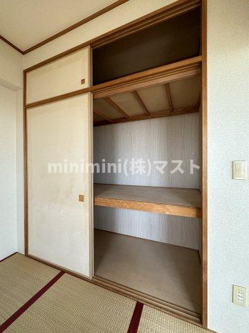 カスタリアタワー長堀橋の収納|※建物内別間取参考写真