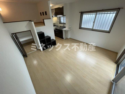 【居間・リビング】 | ラファエラ