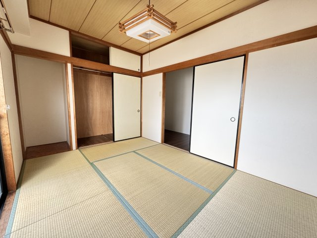 日興パレス昭島の和室