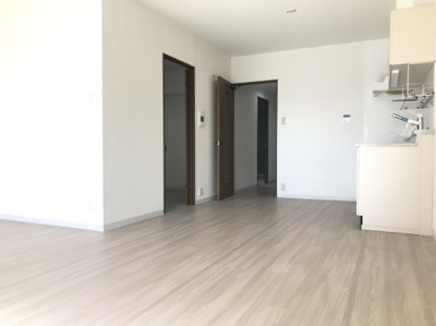 【居間・リビング】 | ハイツマエダⅡ