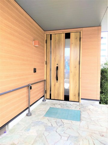 田井島２丁目　戸建てのエントランス