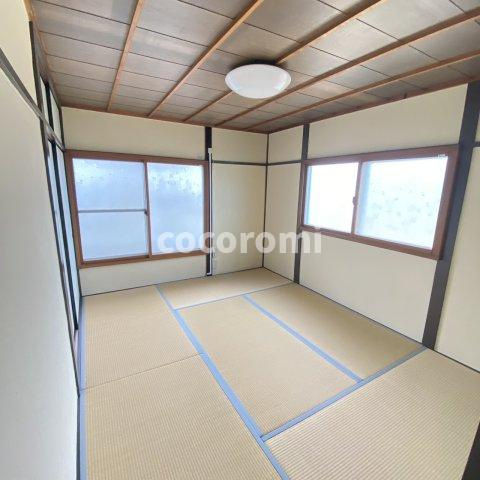 城垣町テラスの和室