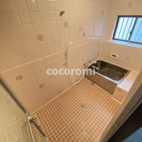 城垣町テラスの浴室