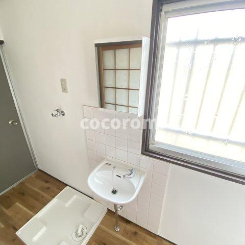 城垣町テラスの洗面所