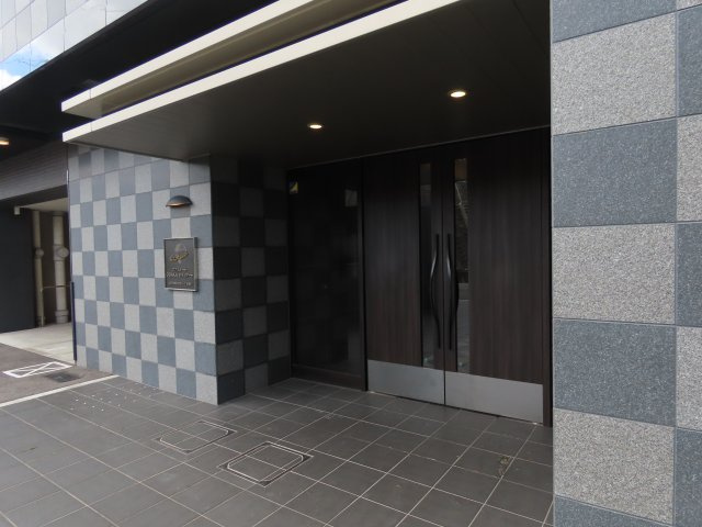 ファステートOSAKAシティゲートのエントランス