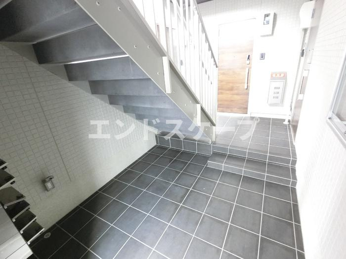 D-ROOM歌川町のロビー|高崎、前橋、伊勢崎エリアのお部屋探しはエンドスケープまで！お客様の理想お聞かせ下さい♪