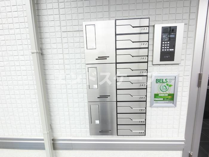 D-ROOM歌川町のエントランス|高崎、前橋、伊勢崎エリアのお部屋探しはエンドスケープまで！お客様の理想お聞かせ下さい♪