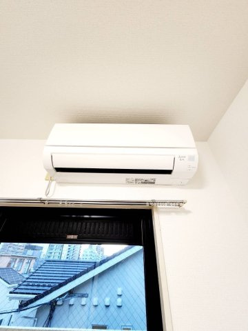 メゾンドルノン3階のその他|エアコン付き