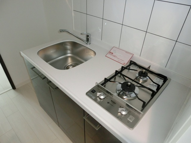 エスプレイス新大阪サウスゲートのキッチン|使いやすいシステムキッチン