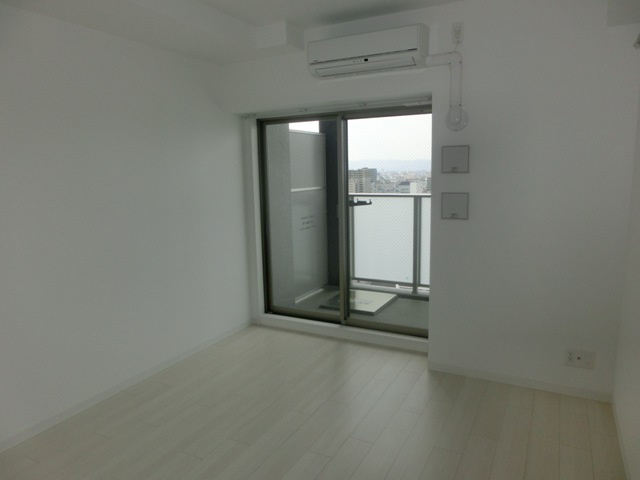 エスプレイス新大阪サウスゲートの居間・リビング