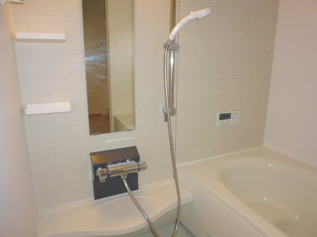 倉敷市児島下の町３丁目の一戸建ての浴室