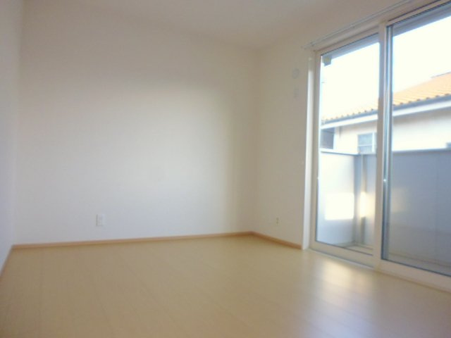 倉敷市児島下の町３丁目の一戸建ての洋室