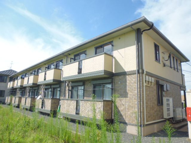 倉敷市西中新田のアパートの外観