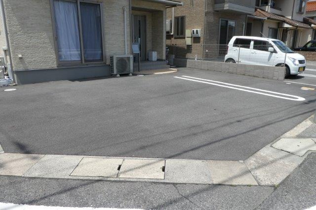 総社市駅南２丁目の一戸建ての駐車場