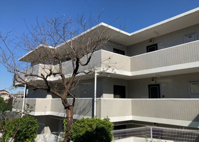 【現況写真】 | クリオ相武台参番館 | 景色重視でお家選ぶをするとスーパーが遠い！学校が遠い！など生活をするうえで利便性で困ることもあります。まず一度現地を見学する際に、周辺の施設などがあるかを確認し、暮らし始めた後のことを想像しましょう。