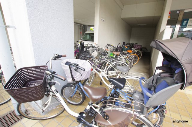 シャンティマサノ　仲介手数料無料の駐車場