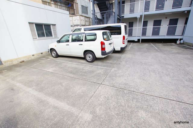 シャンティマサノ　仲介手数料無料の駐車場