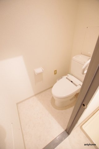 シャンティマサノ　仲介手数料無料のトイレ