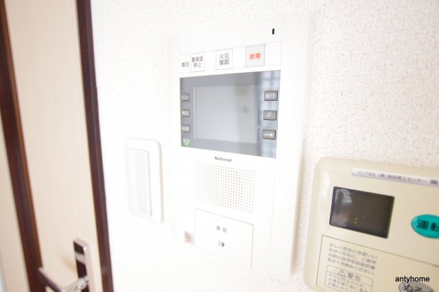 アーバンフラッツ西中島　仲介手数料無料のセキュリティ
