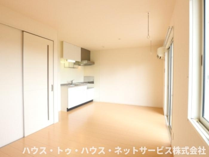 ジュネスの居間・リビング