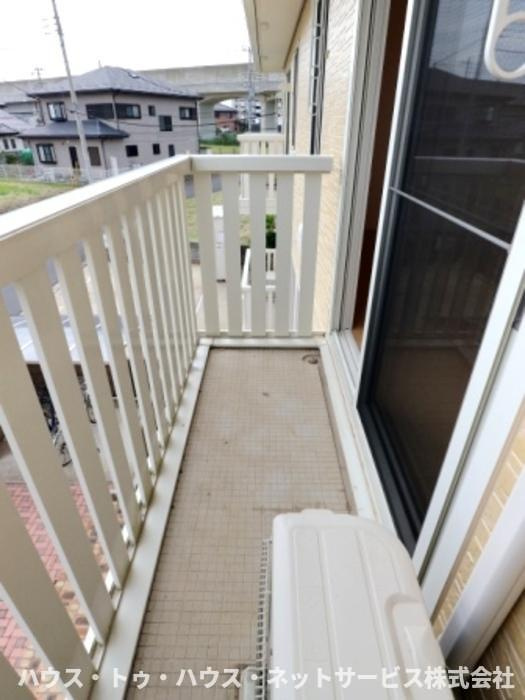 ジュネスのバルコニー