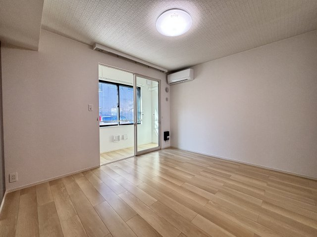 フォンターナ・ピエディのその他