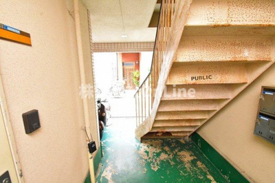 【エントランス】 | PUBLIC