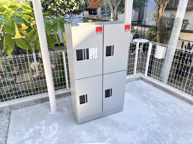 フォンターナ・ピエディの駐車場