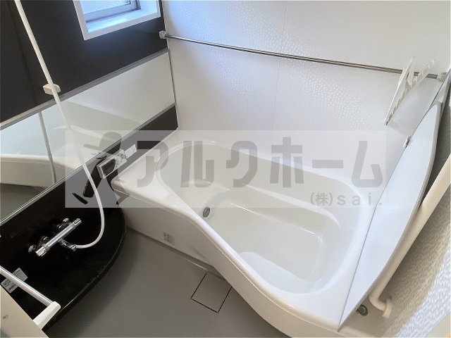 エリチェ青山の浴室