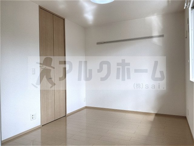 エリチェ青山の居間・リビング