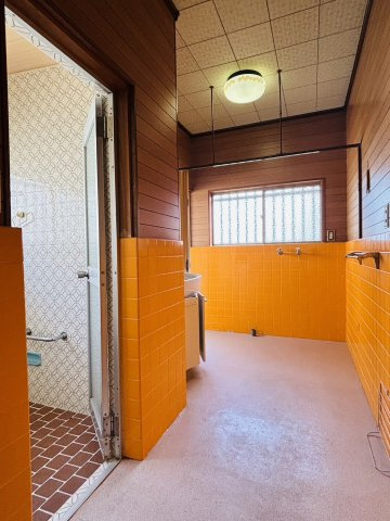 神戸市若葉台２丁目戸建の脱衣所
