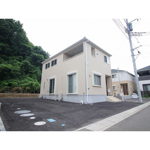 取手市稲戸建の駐車場
