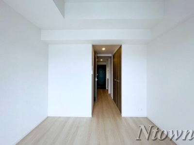 【居間・リビング】 | CREST TAPP平安通 | ゆったり過ごせる居間です